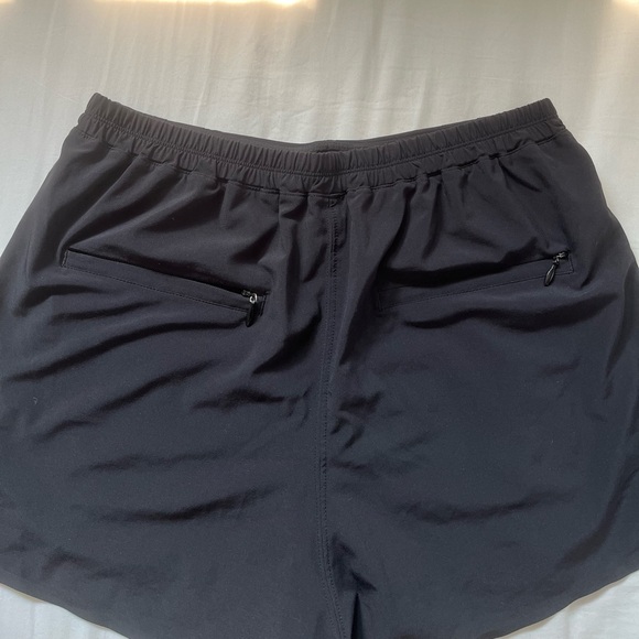 Lululemon running shorts - Picture 3 of 4